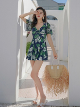 Load image into Gallery viewer, High quality new couple beachwear
