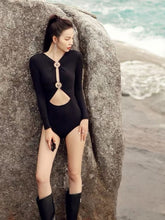 Load image into Gallery viewer, Niche long-sleeved Goddess Black Ring personalized with chest pad
